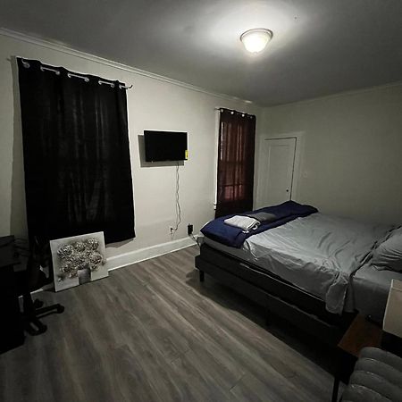 Spacious Cozy Private Room Нюарк Екстериор снимка